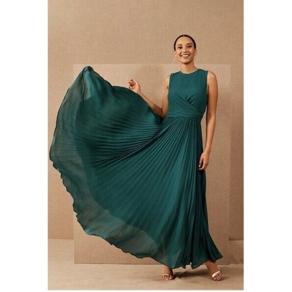 Fame and Partners Emerald Green Pleated Maxi Dress